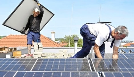 Wer sicherstellen will, dass seine Photovoltaikanlage auch im Hochsommer bei Hitze optimal ...