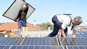 Wer sicherstellen will, dass seine Photovoltaikanlage auch im Hochsommer bei Hitze optimal ...