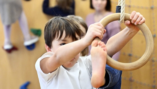 Mit rund 40 Euro mehr pro Kind und Monat müssen Eltern künftig rechnen. Bergheim springt hier ...