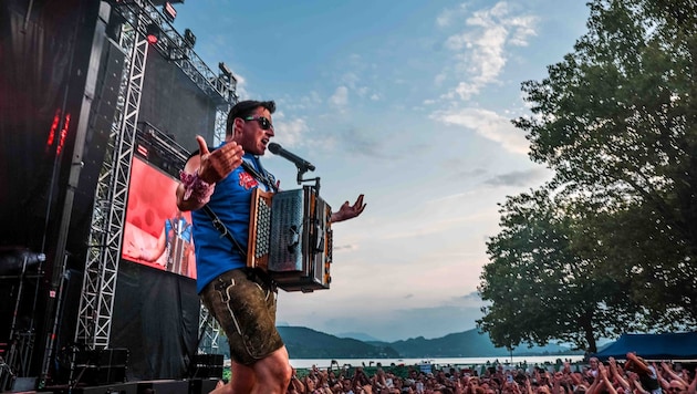 Andreas Gabalier kehrt im Sommer 2026 in die Ostbucht zurück.