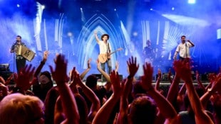 Matakustix hat es geschafft: Die Kärntner Band steht im Finale für den Wiesn-Hit. Nun braucht ...