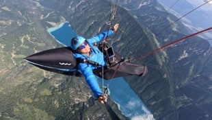 Helmut Staber legt bei seinen Flügen 100 Kilometer und mehr zurück.