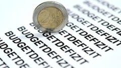 Wie zu erwarten sind mit dem Doppelbudget nicht alle glücklich ...