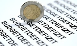 Wie zu erwarten sind mit dem Doppelbudget nicht alle glücklich ...