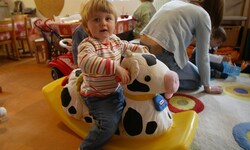 Statt Betreuungsplätze nachhaltig aufzustocken, gibt es heuer um gleich 529 weniger.