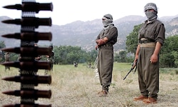 Archivbild aus dem Jahr 2007: Kämpfer der PKK auf einem Übungsgelände im Nordirak
