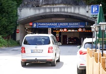 Über die Garage in der Linzergasse soll die Zufahrt für den Tunnel im Kapuzinerberg erfolgen. ...