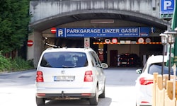Über die Garage in der Linzergasse soll die Zufahrt für den Tunnel im Kapuzinerberg erfolgen. ...