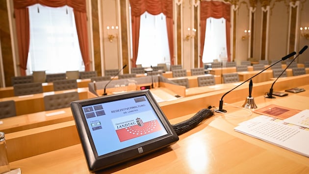 Der Sitzungssaal des OÖ-Landtags im Linzer Landhaus bleibt in den nächsten Wochen leer.