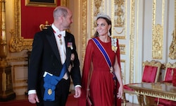 Prinz William konnte die Augen nicht von seiner wunderschönen Ehefrau abwenden. Kein Wunder, ...