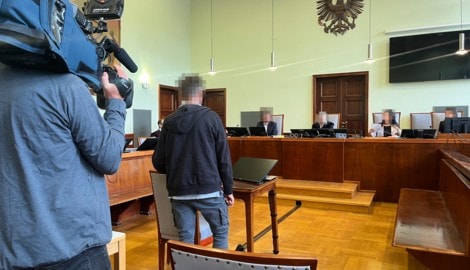 Im April starben fünf Ukrainerinnen bei einem Unfall auf der A2. Der Lenker wurde zu 18 Monaten ...