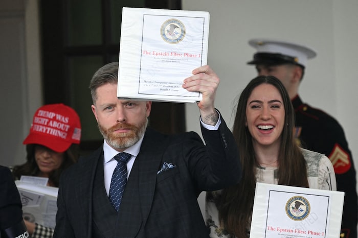 MAGA-Influencer kritisierten die herausgegebenen Akten als „PR-Sprech“.