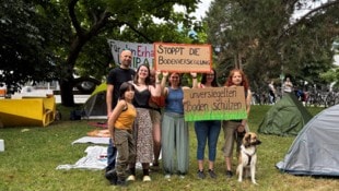 Die Studenten setzen sich für den Erhalt des Uniparks ein.