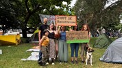 Die Studenten setzen sich für den Erhalt des Uniparks ein.