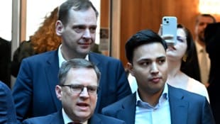 Die Klubobleute der Regierungsparteien Kucher, Wöginger und Shetty im Einklang