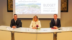 Vizebürgermeister Raphael Pensl (FPÖ), Stadtchefin Susanne Kaltenegger (ÖVP) und ...