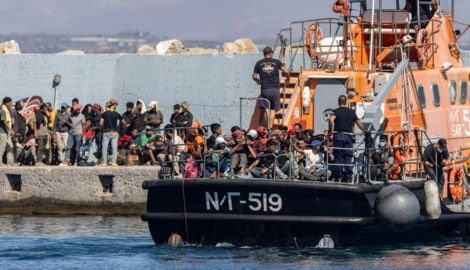 Nach Angaben des UN-Flüchtlingshilfswerks UNHCR sind dieses Jahr bis Ende Juni insgesamt 16.848 ...