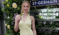 Sophie Turner spielte Sansa Stark in der Hit-Serie „Game of Thrones“. Jetzt scherzte sie, sie ...