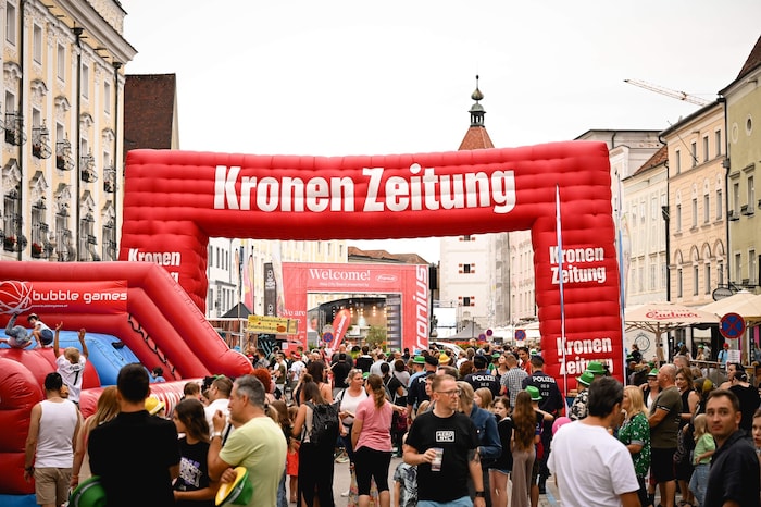 Die Welser Innenstadt wird beim von der „Krone“ präsentierten MusikfestiWels zu einer großen ...