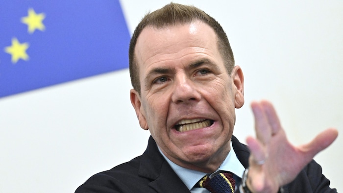 Harald Vilimsky kritisiert den Vorschlag Webers scharf.