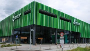Leerstehend seit Jahresbeginn: das frühere Möbelhaus von Leiner in Salzburg-Süd