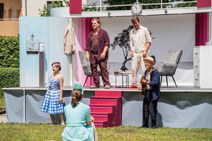 Humorvoll, ehrlich: Das Straßentheater-Ensemble tourt wieder durchs Land.