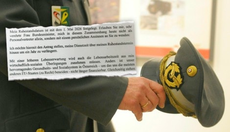 Der Bundesheer-Oberst überbrachte persönlich im Mai den Antrag auf Aufschub seines ...