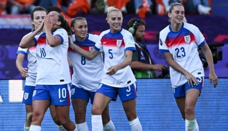 Englands torhungrige „Löwinnen“ …