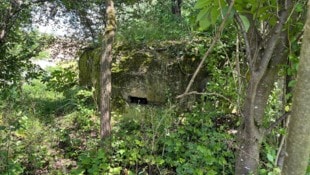 In Kühnsdorf unweit der Leitgeb-Fabrik stehen noch immer alte Bunkeranlagen aus der Kriegszeit.