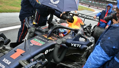 Kehr Max Verstappen Red Bull tatsächlich den Rücken?