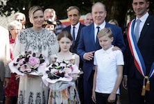 Prinzessin Gabriella wurde beim Besuch in Vic-sur-Cère eine ganz besondere Ehre zuteil.
