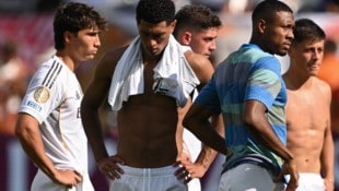 Bekommt David Alaba (2. von re.) doch noch eine Chance bei Real Madrid?