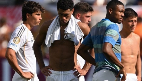 Bekommt David Alaba (2. von re.) doch noch eine Chance bei Real Madrid?