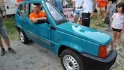 Der Fiat Panda von Werkstatt-Chef Andrea Marazzi ist nur 50 Zentimeter breit