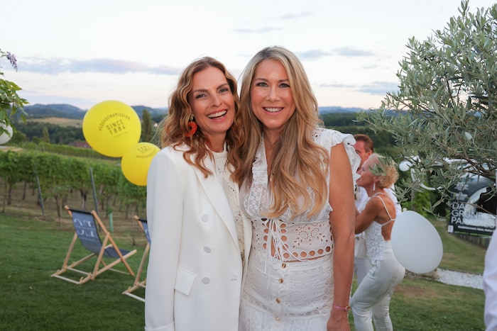 Mischten sich auch unter die Gäste: Bettina Assinger und Schlagerstar Simone.