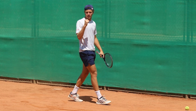Joel Schwärzler steht in der zweiten Runde des Challengers in Liberec.