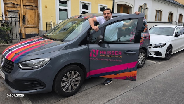 „Wir sind in 30 bis 60 Minuten vor Ort“, verspricht Gesundheitstaxiunternehmer Manfred Neisser ...