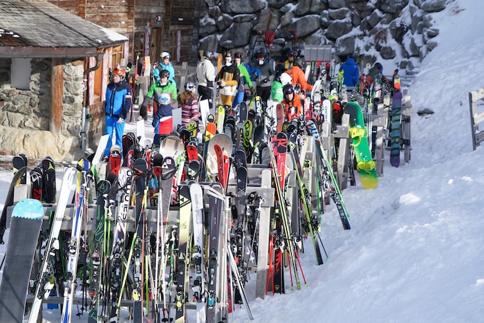 Im Winter sind die Skihütten voll, das Sommergeschäft bleibt meist aus. Viele Betriebe sind aber ...
