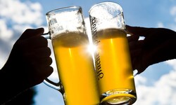 Das Bier zum Feierabend darf immer öfter auch alkoholfrei sein. 