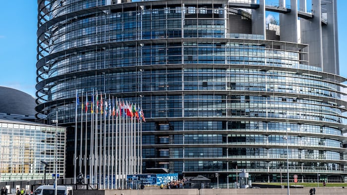 Bei der Abstimmung im EU-Parlament votierten 414 Abgeordnete für das Prüfverfahren und 224 ...