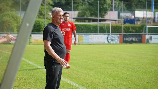 Doppeltest für Coach Markus Mader und seine Austrianer.