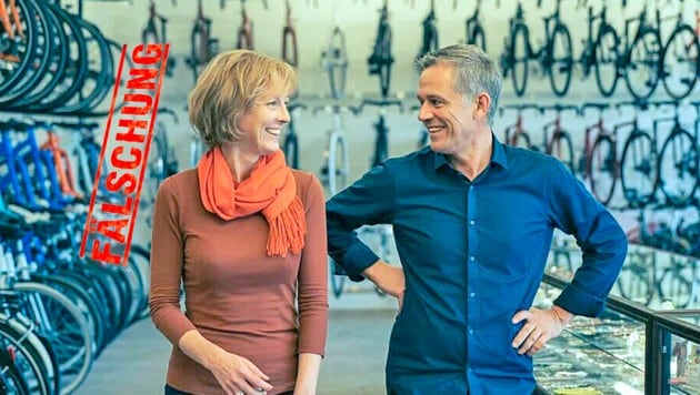 Ein Betrieb mit Geschichte? Die Eigentümer von Weber Salzburg, Anna und Lukas, sind vom Computer ...