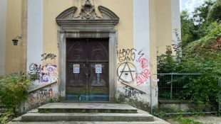 Die Kapuzinerkirche stand lange Zeit leer, bevor sie säkularisiert, und zu einem Kanzleibüro ...