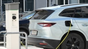 P. Huber Knapp jedes dritte neue Auto bei uns ist heuer hybrid oder vollelektrisch unterwegs.