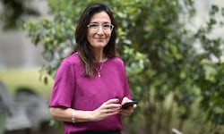Nina Horowitz startet heute in ihr sechstes Jahr als Präsentatorin von „Liebesg‘schichten und ...