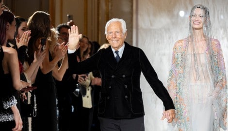 Designer Giorgio Armani musste krankheitsbedingt pausieren, kündigte jetzt aber an, im September ...