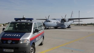 Nach 15 Jahren wurde Anfang Juli zum ersten Mal ein syrischer Straftäter in sein Heimatland ...