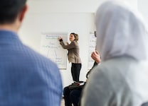 Wertekurse sind verpflichtend, künftig wird es Sanktionen geben.