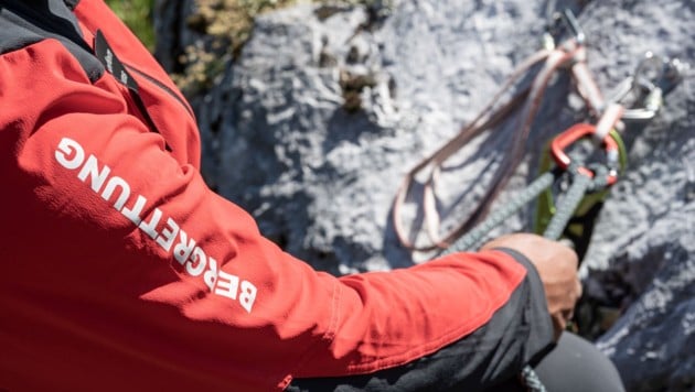 22 Mitglieder der Bergrettung rückten zum Einsatz aus. 