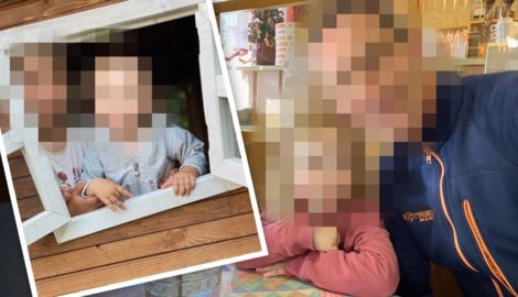 Bilder aus harmonischeren Zeiten: Der Familienvater (re.) mit seiner leiblichen Tochter. Links ...